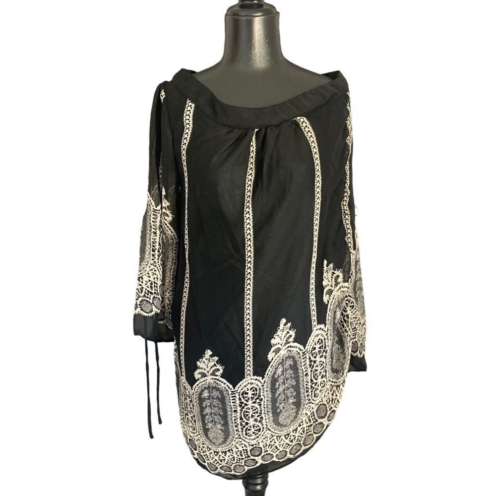 womans black off the shoulder chiffon blouse Sz. M​​​​